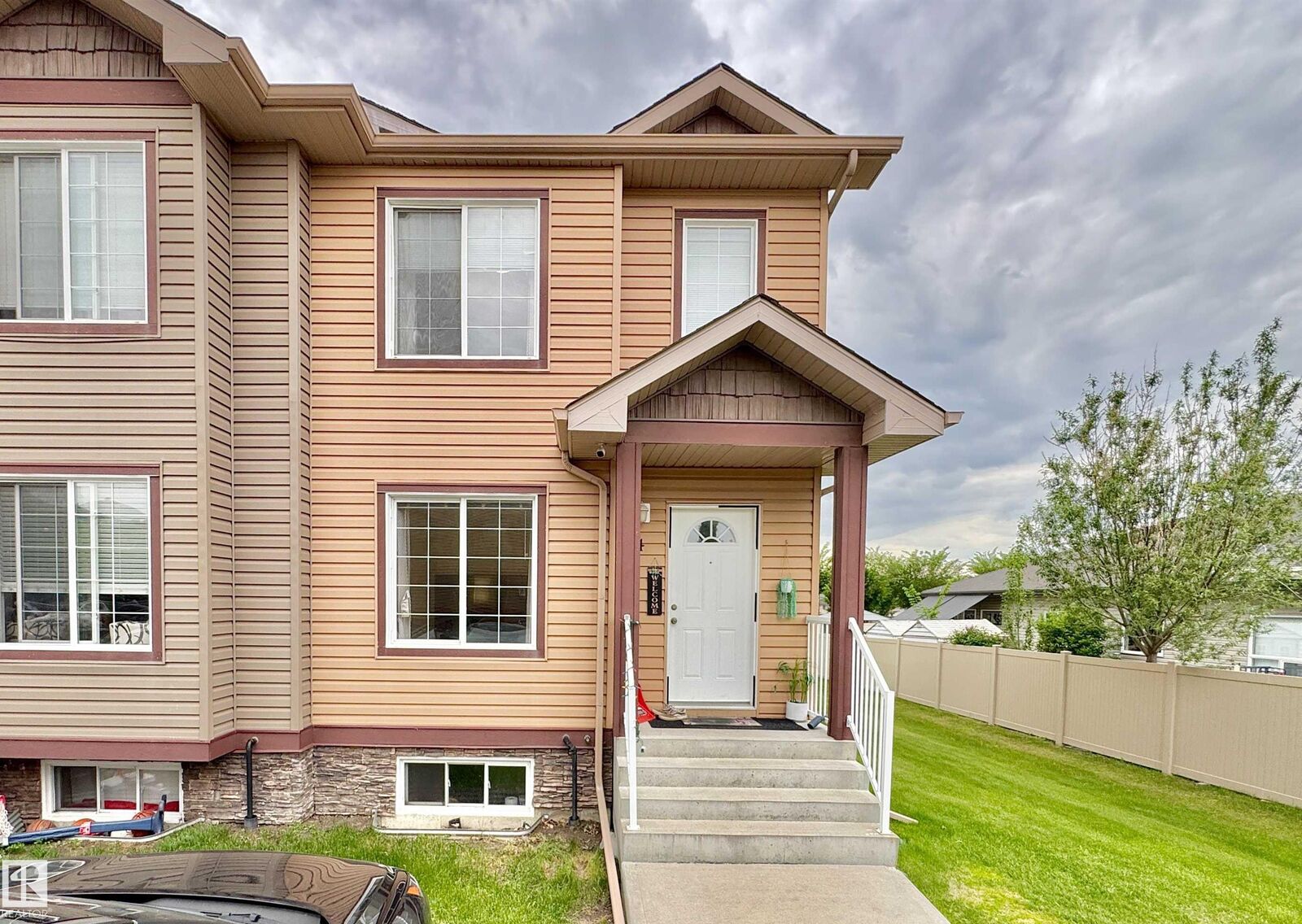 Property Photo:  320 Spruce Ridge Road 4  AB T7X 0H5 