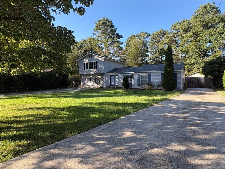 Property Photo:  3082 Bromley Row  GA 30096 