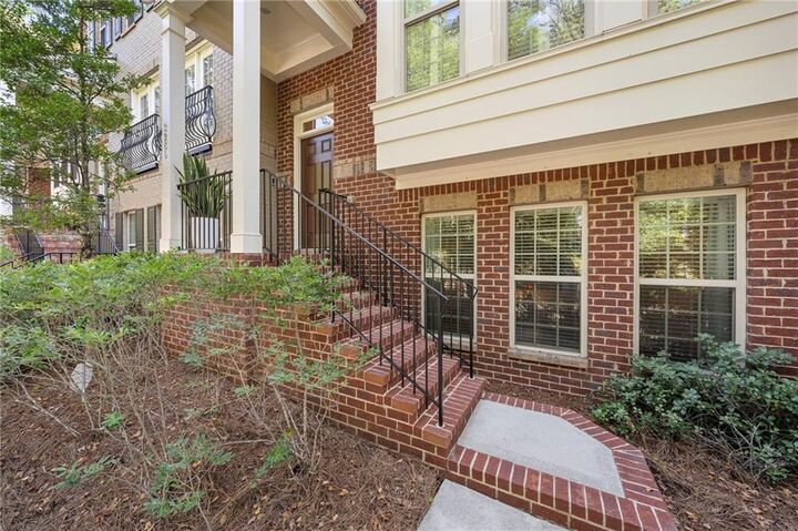 Property Photo: 3260 Ferncliff Lane GA 30324