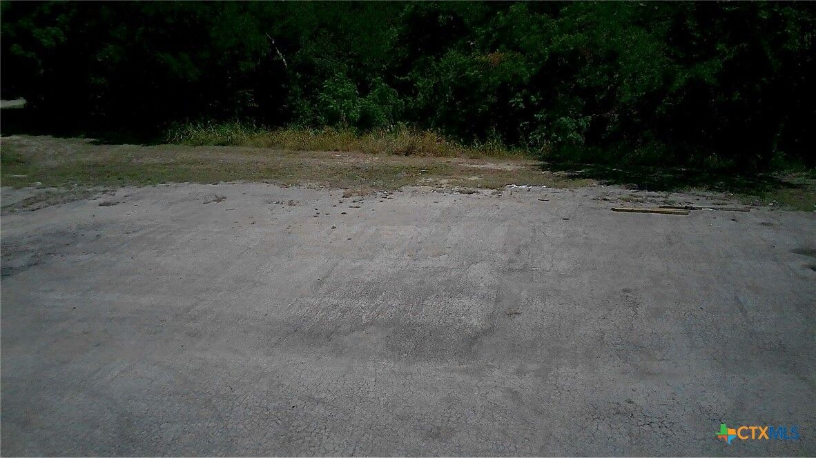 Property Photo: 112 S 38th Street TX 76543