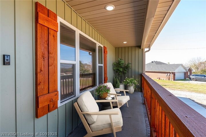 Property Photo:  419 Rhynes Way  AR 72956 