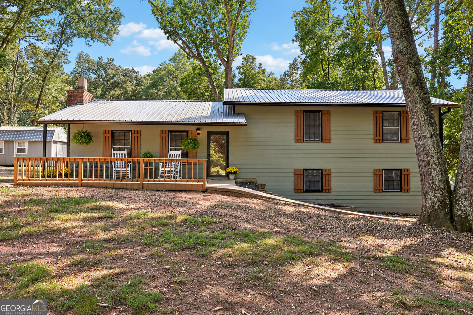 Property Photo: 5752 Oak Grove Drive GA 30102
