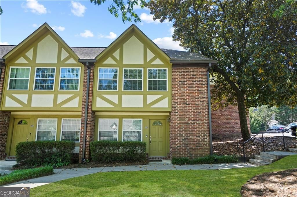 Property Photo:  2825 Northeast Expressway NE  GA 30345 