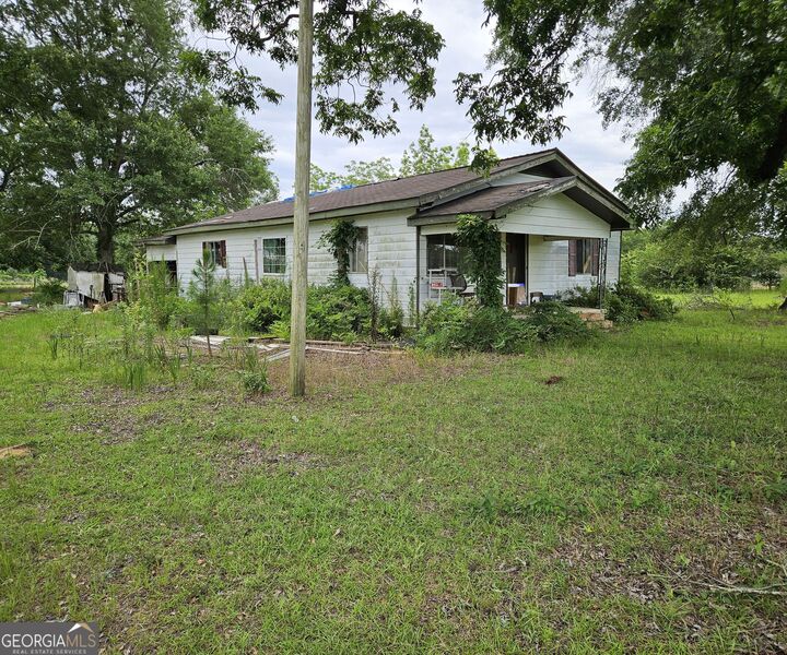 Property Photo: 496 R L Sears Road GA 31771