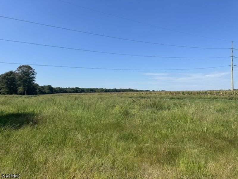 Property Photo: 5 Wyckoff Mills Road NJ 08512