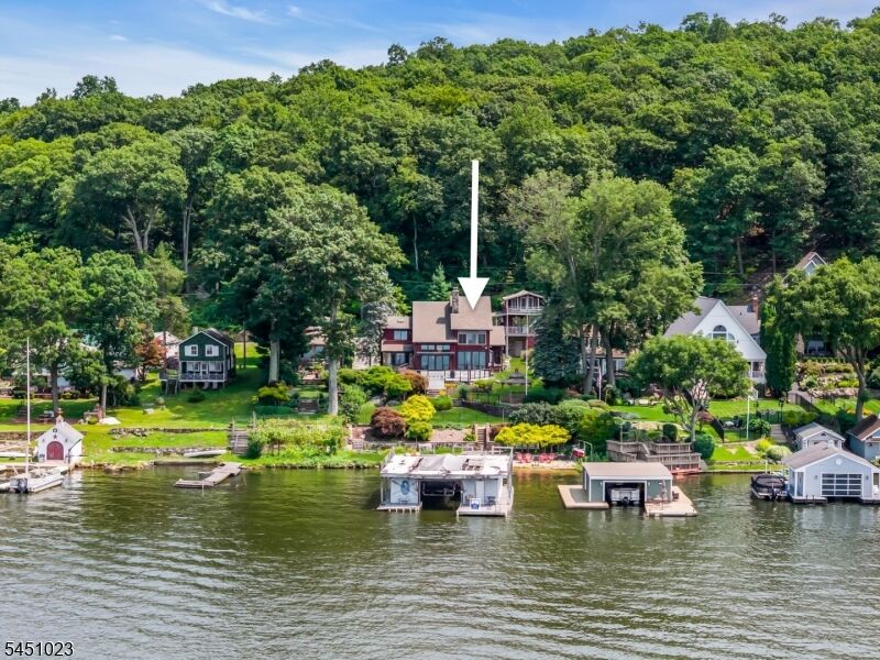 Property Photo:  79 Castle Rock Rd  NJ 07849 