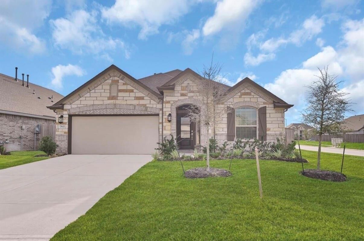 Property Photo: 7502 Monarch Forest Lane TX 77469