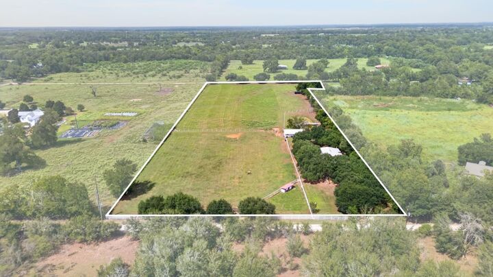 Property Photo:  37530 L G Lane  TX 77423 