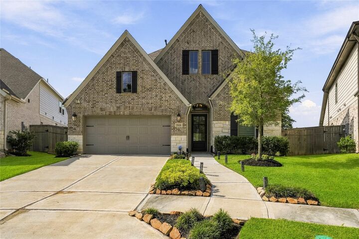 Property Photo: 10606 Novy Grove Drive TX 77459