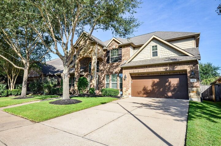Property Photo:  9931 Hutton Park Drive  TX 77494 