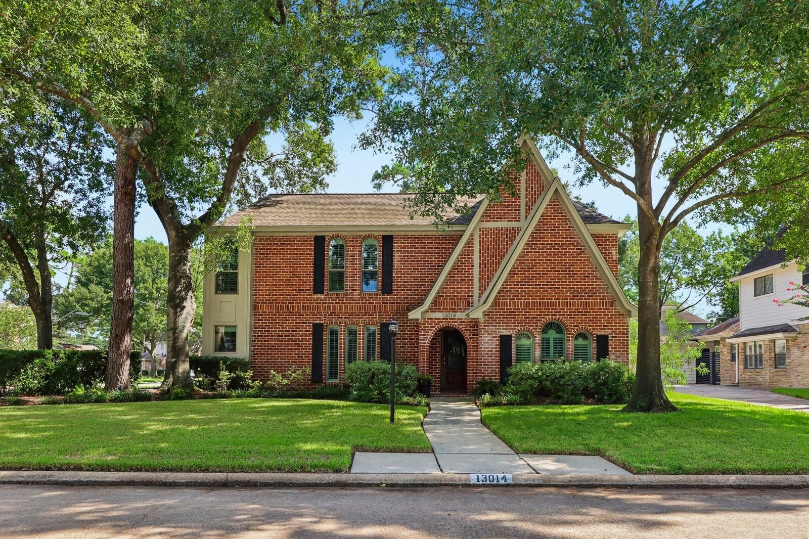 Property Photo: 13014 Finch Brook Drive TX 77429