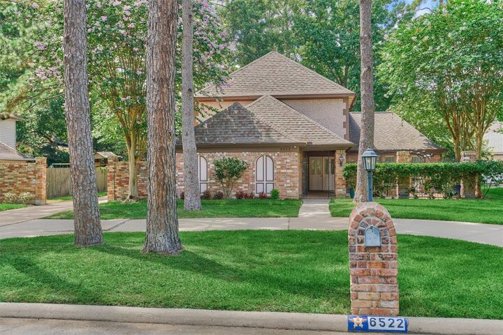 Property Photo: 6522 Castle Pine Lane TX 77379