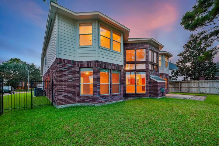 Property Photo:  1222 Watermoon Trail Ct Court  TX 77469 