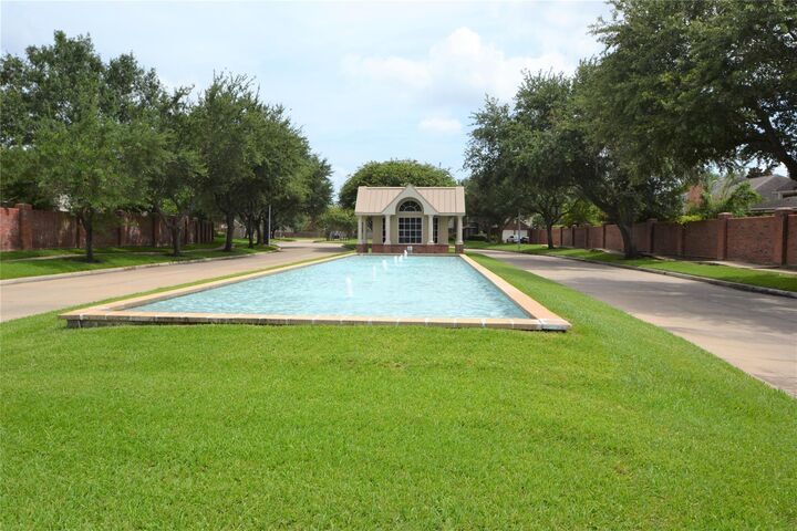 Property Photo:  12110 Laurel Court  TX 77477 