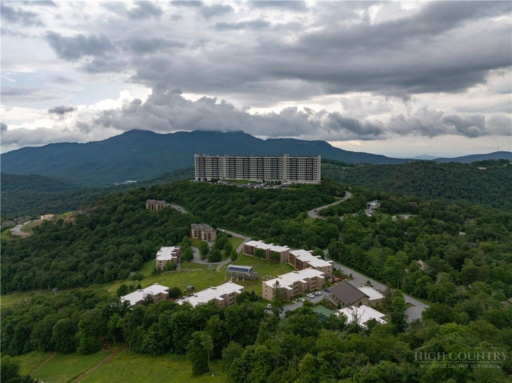 Property Photo:  303 Sugar Top Drive 2301  NC 28604 