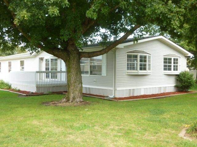 Property Photo: 36 East St Lot 68 IA 52340