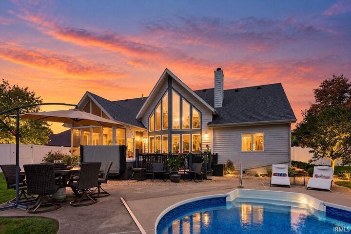 Property Photo: 9022 S Bay Court IN 46774-2414