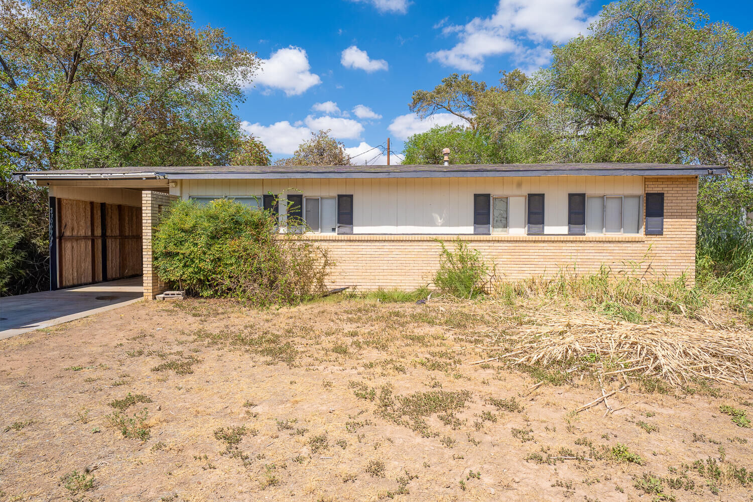 Property Photo:  4306 61st Street  TX 79413 