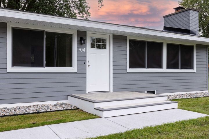 Property Photo:  704 Prairie Creek  MI 48640 