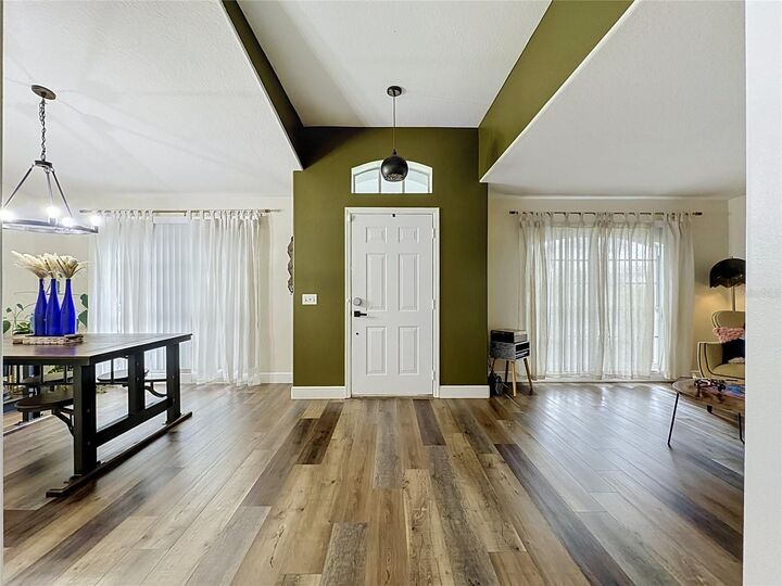 Property Photo: 1213 Grand Reserve Drive FL 33837