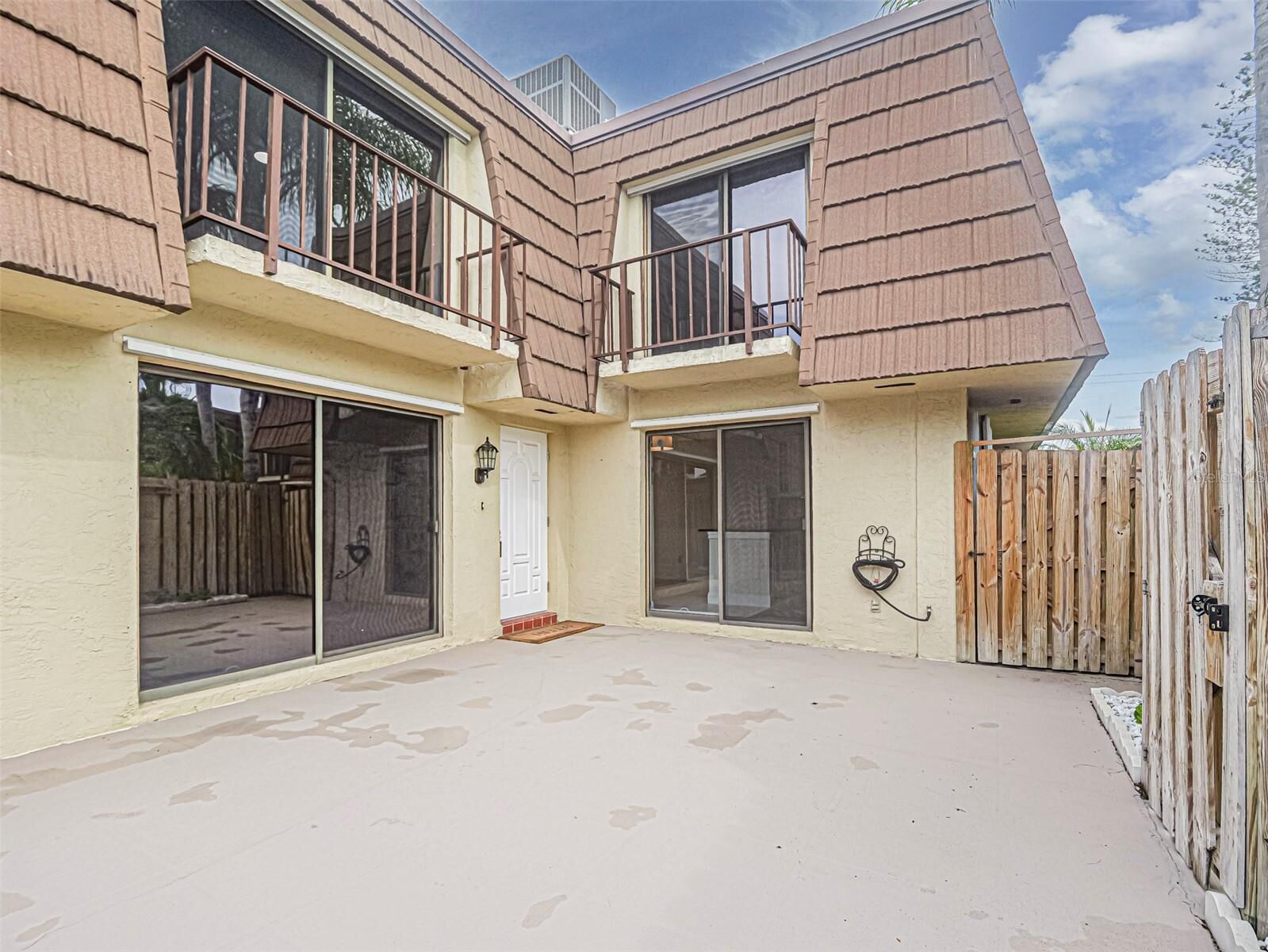 Property Photo:  1166 6th Avenue 15C  FL 32960 
