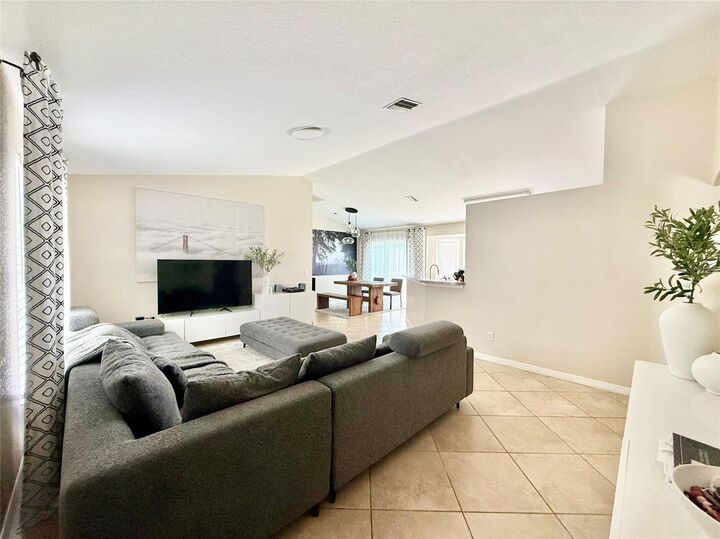 Property Photo:  12207 Cotorro Avenue  FL 34287 