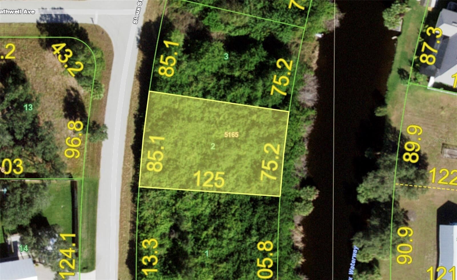 Property Photo:  7474 Sioux Street  FL 33981 