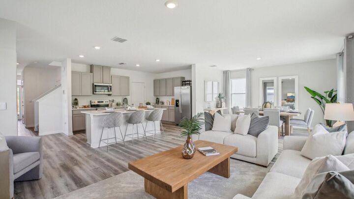 Property Photo:  4605 Hidden Farm Drive  FL 33565 