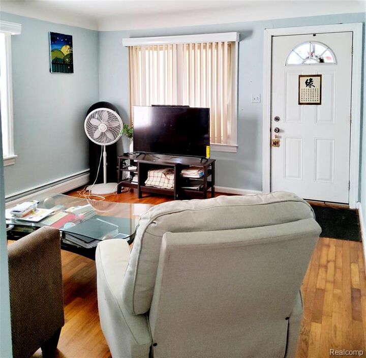 Property Photo:  25525 Powers Avenue  MI 48125 1734 