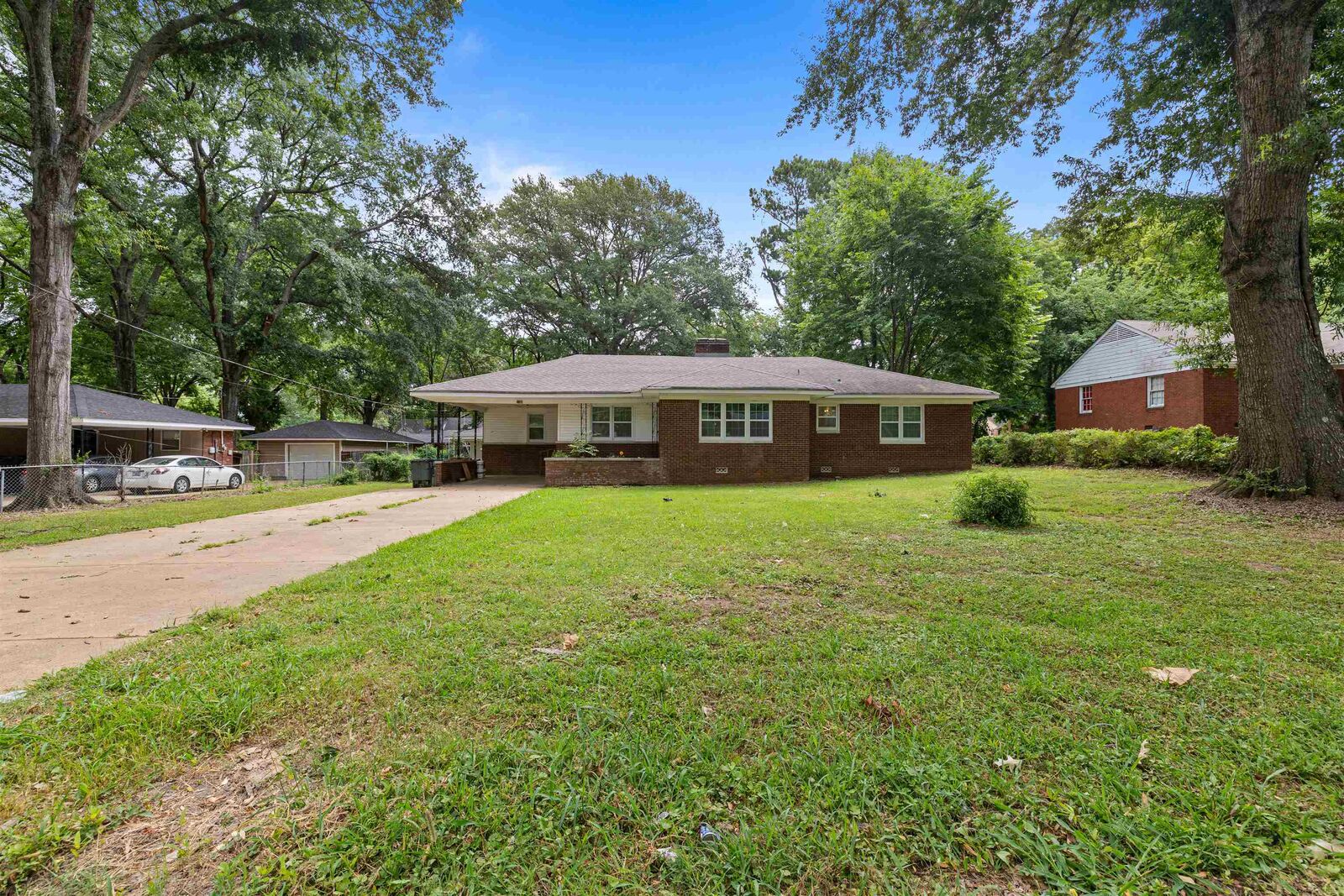 Property Photo: 3286 Dogwood Ln TN 38116