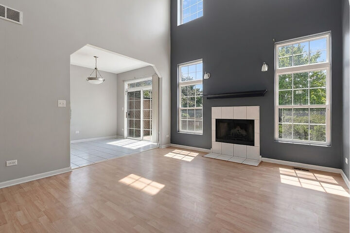 Property Photo:  539 Goodwin Drive  IL 60440 