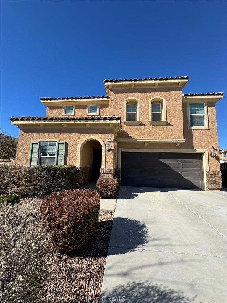 Property Photo: 37507 Citron Place CA 93551