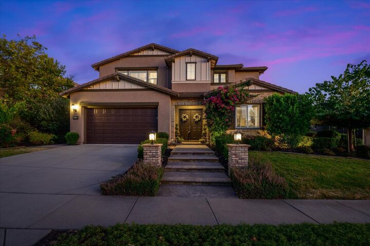 Property Photo: 2178 Aiken Way CA 95762
