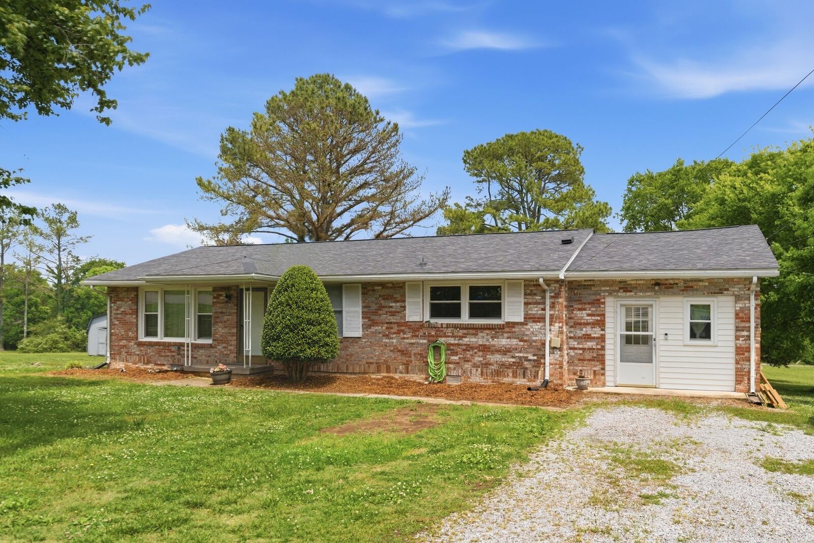 Property Photo:  1313 Raby Ave  TN 37160 