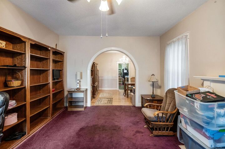 Property Photo: 409 North Jefferson Street AL 35611