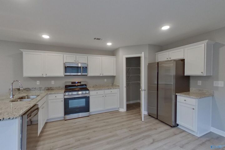 Property Photo:  394 Angela Street  AL 36066 