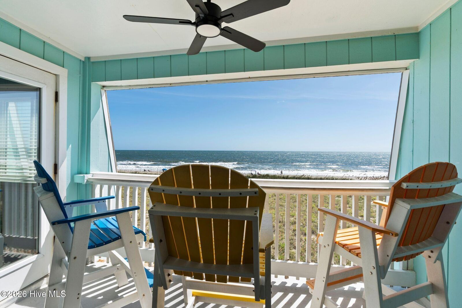 Property Photo:  918 Carolina Beach Avenue N Apt 3E  NC 28428 