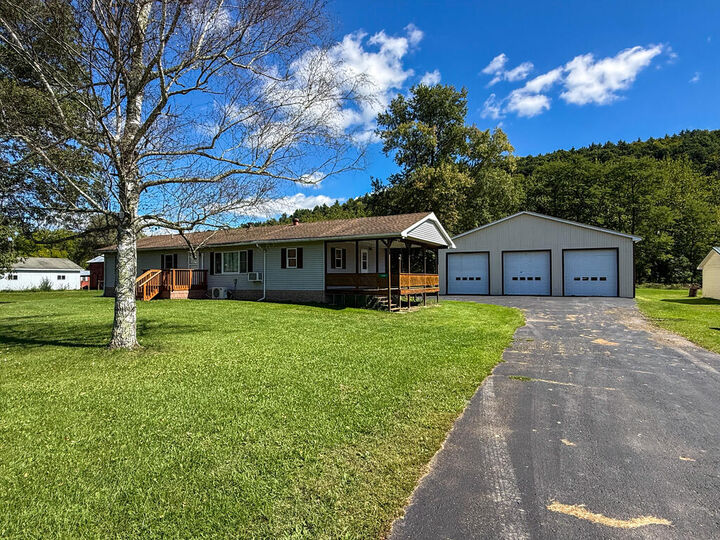 Property Photo:  532 Main Street  PA 18837 