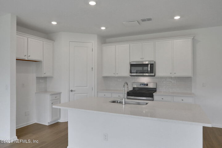 Property Photo:  399 Brook Forest Drive  FL 32092 