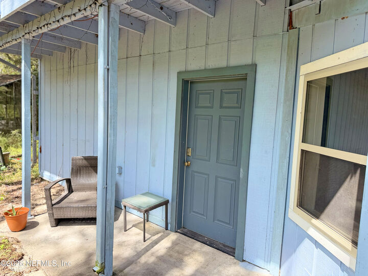 Property Photo:  18152 SW 111th Street  FL 32622 