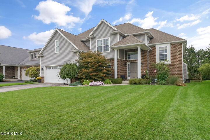 Property Photo: 5866 Walnut Springs Boulevard OH 43560
