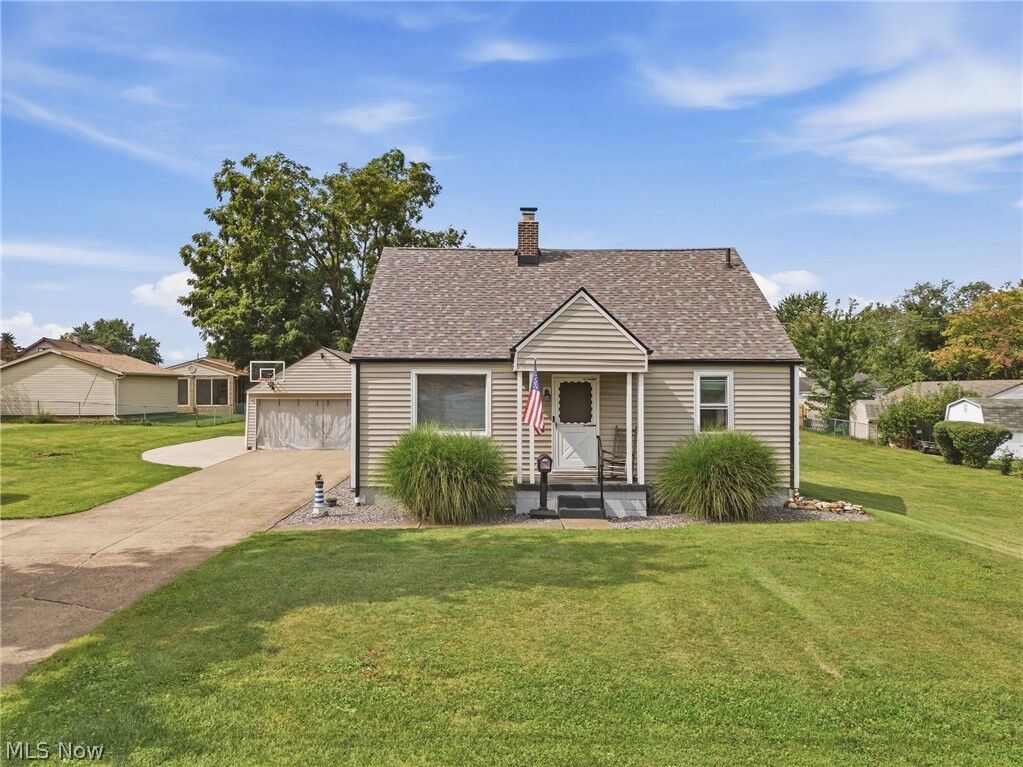 Property Photo: 1815 Sandwith Avenue SW OH 44706