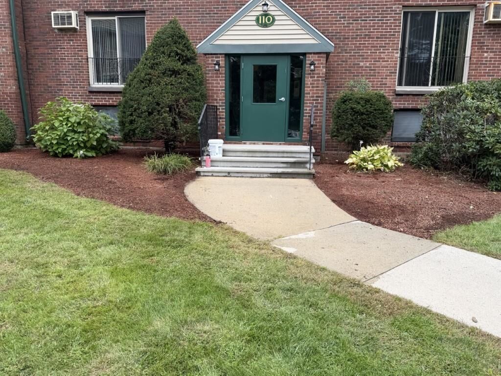 Property Photo:  110 English Village Road  NH 03102 