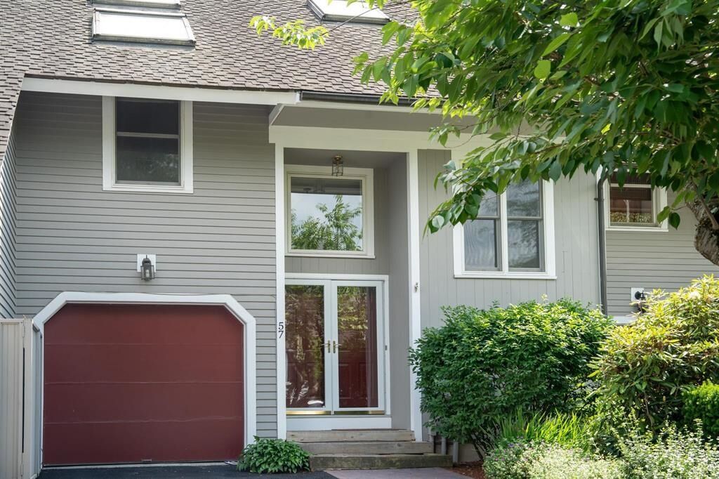 Property Photo:  57 Green Heron Lane  NH 03062 