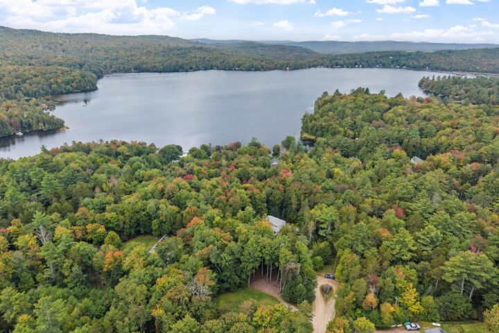 Property Photo: 31 Monroe Circle NH 03280