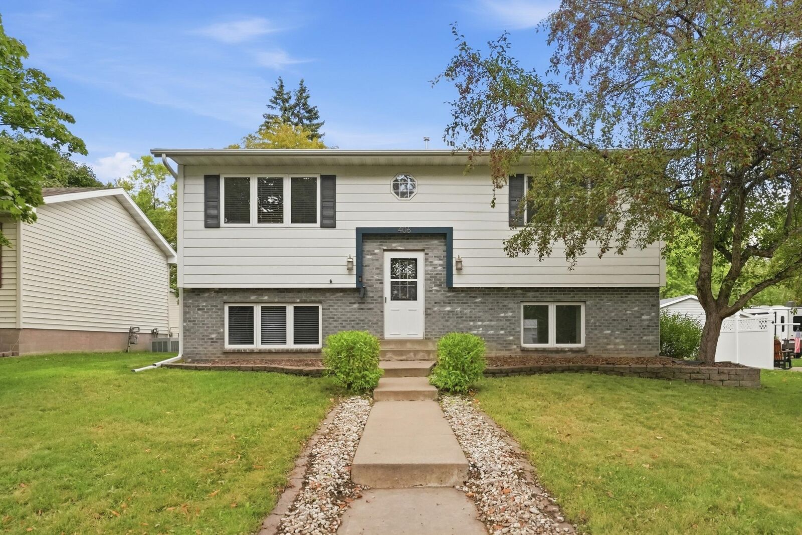 Property Photo:  406 5th Avenue N  MN 56379 