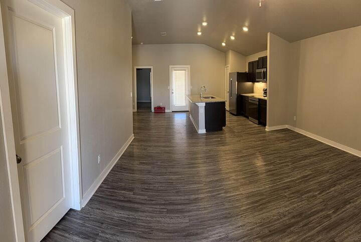 Property Photo: 1121 Big Easy St TX 79765