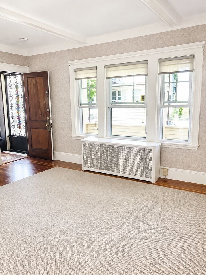 Property Photo:  64 Freeman St 1  MA 02474 
