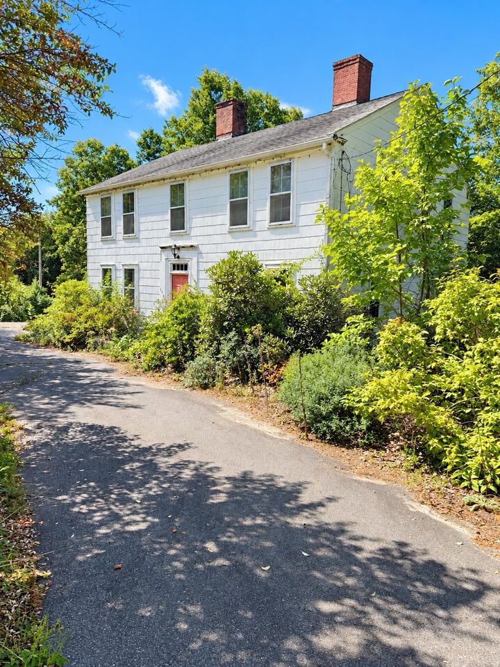 Property Photo:  153 Johnny Appleseed Ln  MA 01453 