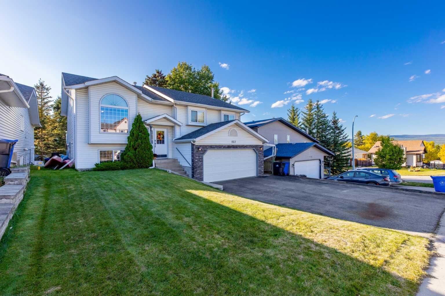 Property Photo:  157 Rispler Way  AB T7V 1L7 